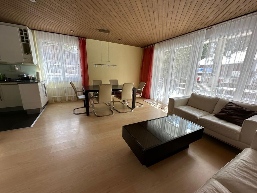 Auerhahn 6 — apartamento de tres ambientes